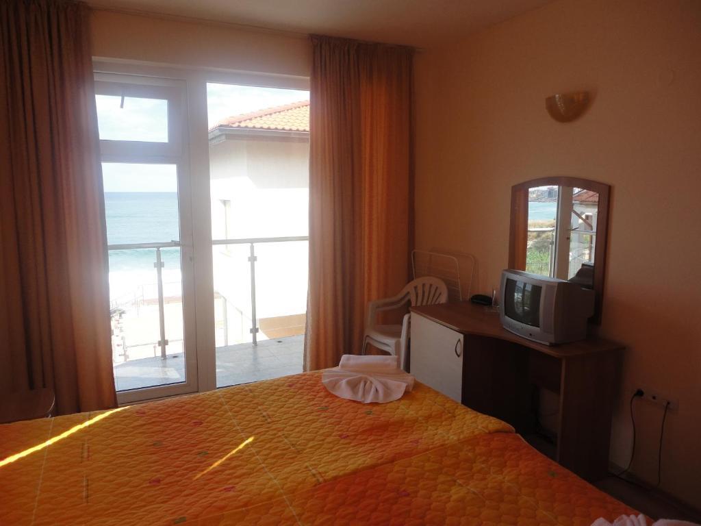 Barex Family Hotel Sozopol Pokoj fotografie